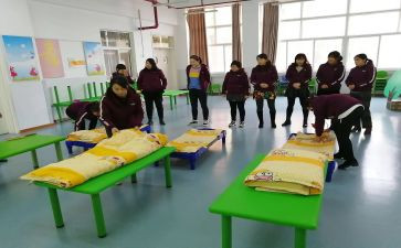 在小班的工作总结保育员最新7篇
