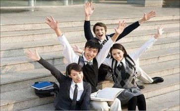 大学学校总结报告7篇