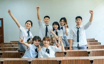 大学领导的讲话稿6篇