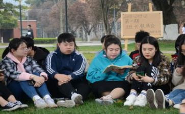 大学班长月总结范文7篇