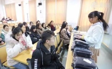大学班长月总结范文6篇