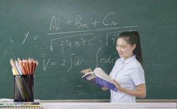 教师前半年工作总结2023推荐8篇