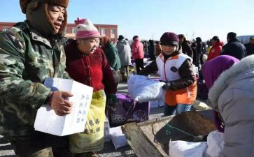法学生贫困申请书推荐7篇