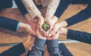 企业员工个人事迹6篇