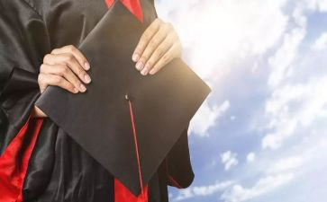 学位申请的自我鉴定7篇