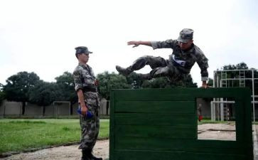 大班过障碍教案6篇
